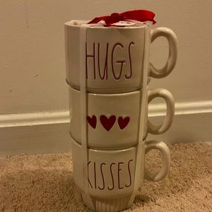 NWT- Rae Dunn❤️🤍